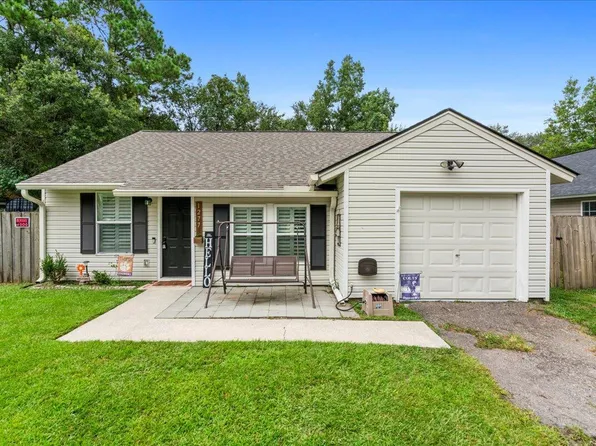 1277 Maryland Dr, Ladson, SC 29456