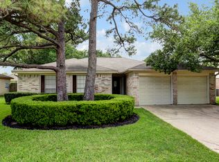 6826 River Mill Dr, Spring, TX 77379