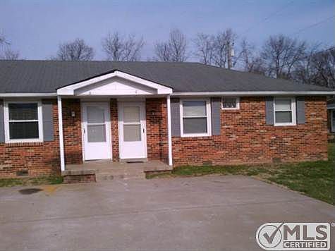 1st image of 121 Tandy Dr