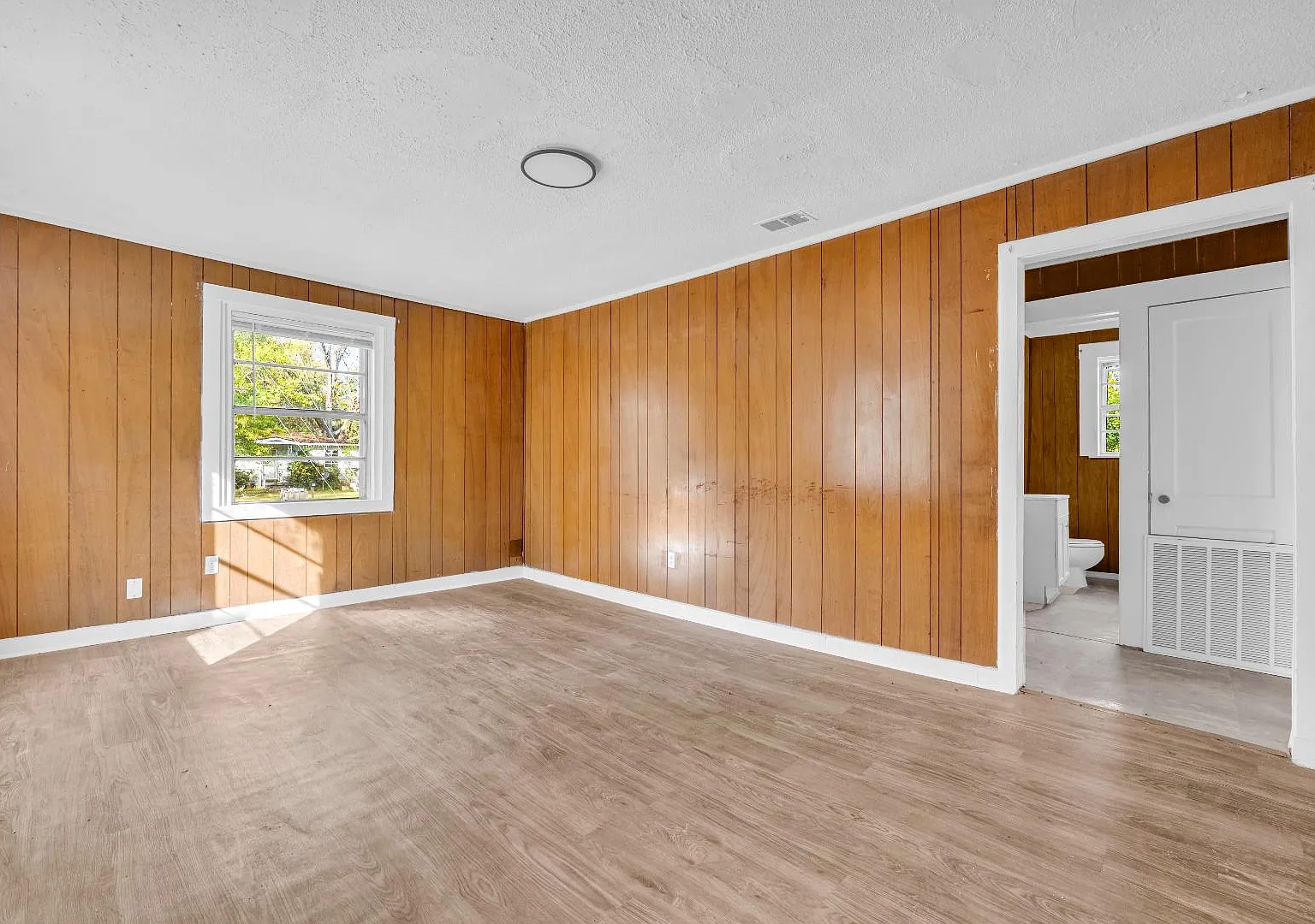 92 Tom Bayne Street — Photo 4