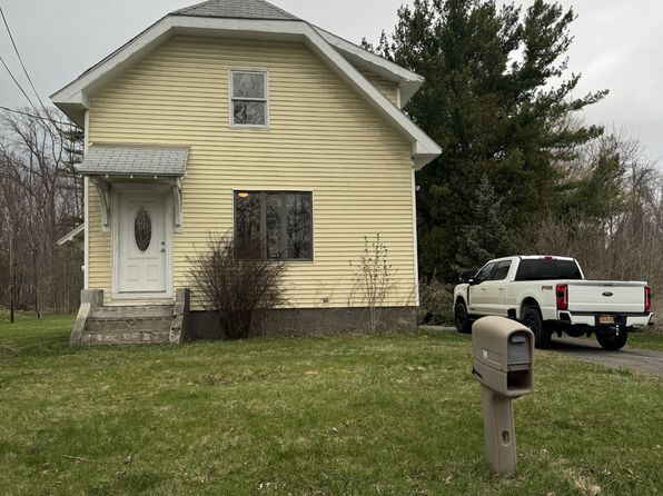 128 Lake Hill Rd #1