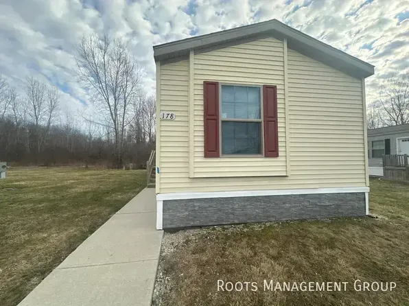 178 Maple Wood #178, Flint, MI 48504