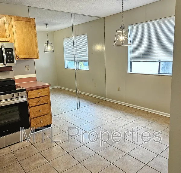 1636 Hunters Trl #1 — Photo 3