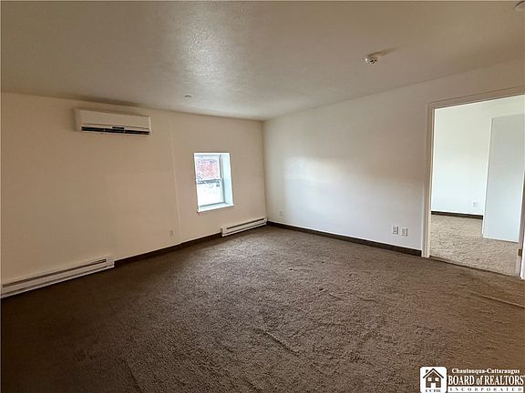 5th image of 21 E 3rd St #402