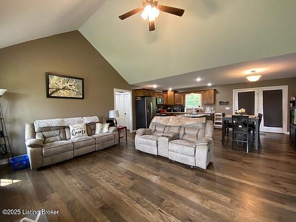 2nd image of 112 Rockton Ct