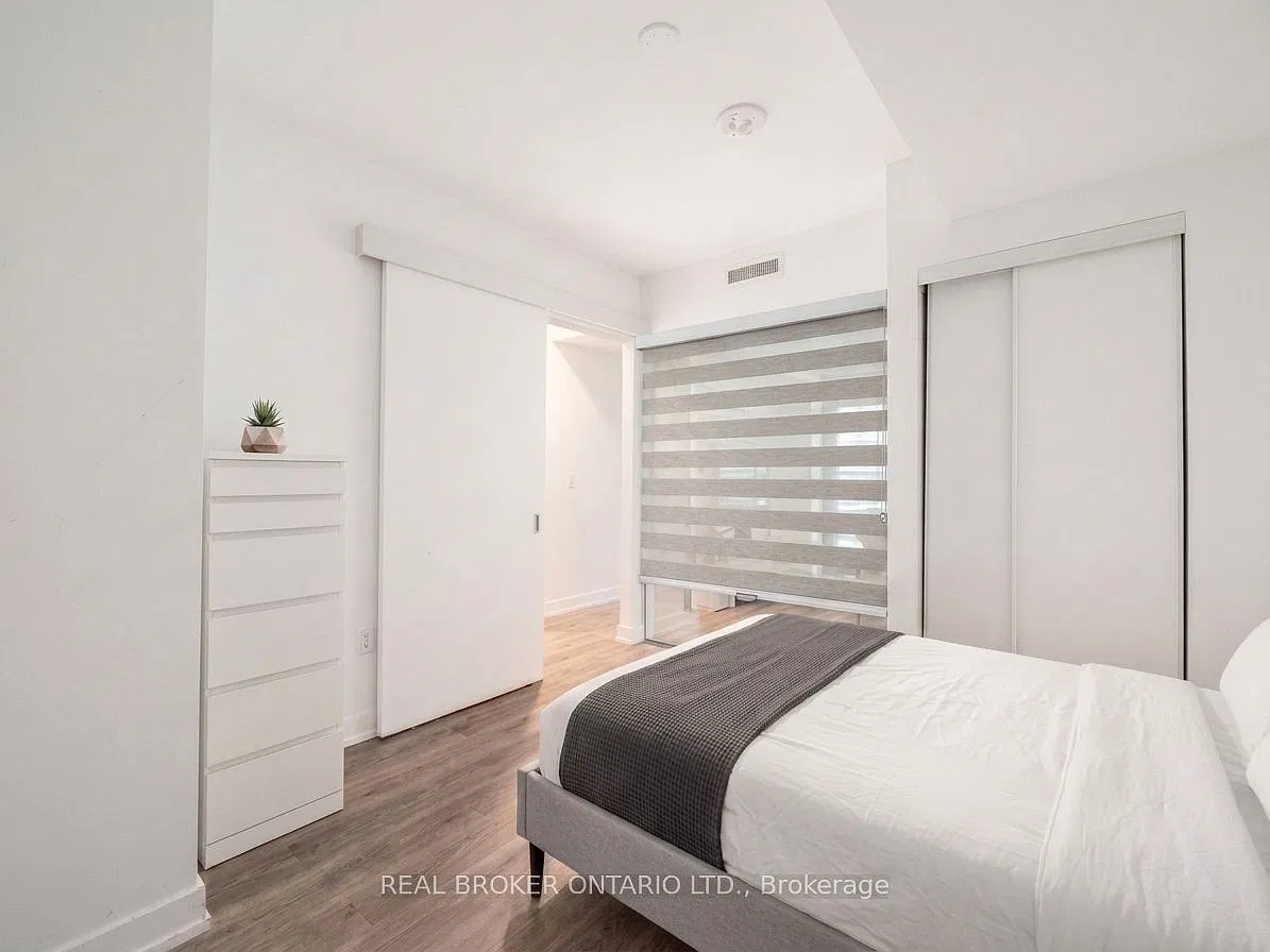 1 bed, $1,699 — Photo 3