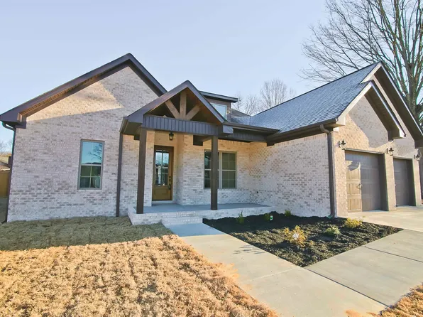 109 Lancaster Rd, Florence, AL 35633