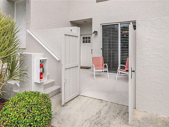 3rd image of 3730 Fieldstone Blvd #8-102