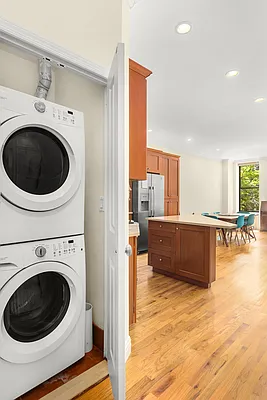 Sold by Douglas Elliman | media 10