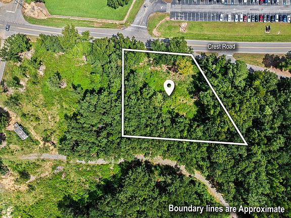 2nd image of 40 Crest Rd