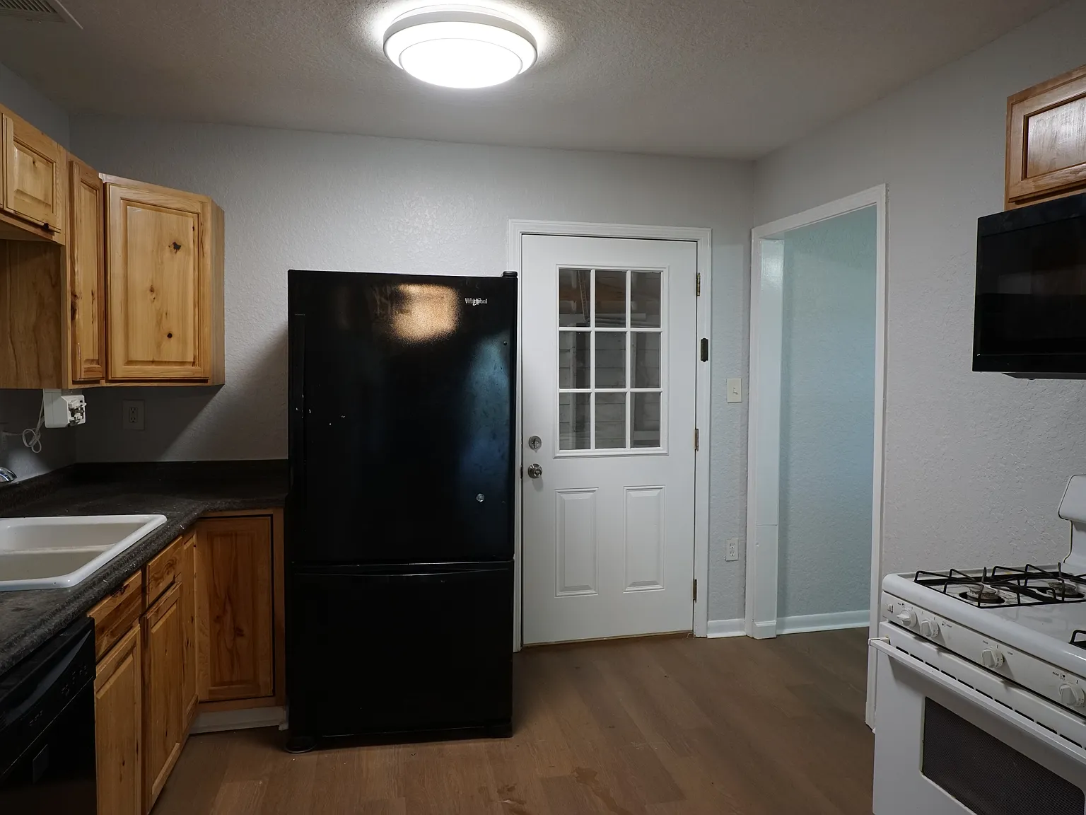 306 Center Way - 1 — Photo 3