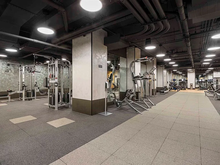 200 W 60th St #15G — Photo 20