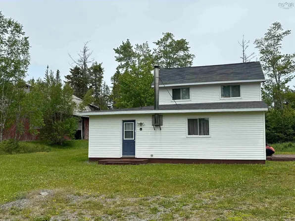 20 Benvie Hill Rd, Halifax, NS B0N 1X0