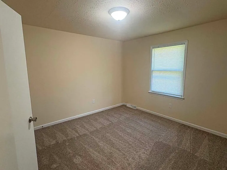 1709 McGregor Ct #A — Photo 12