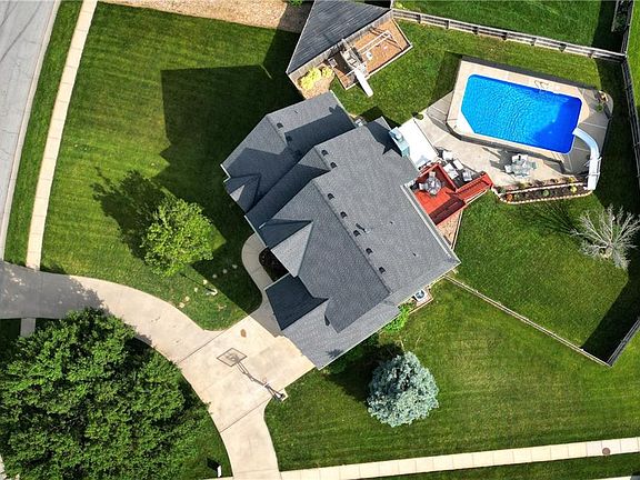 5th image of 5501 NE Sunshine Dr