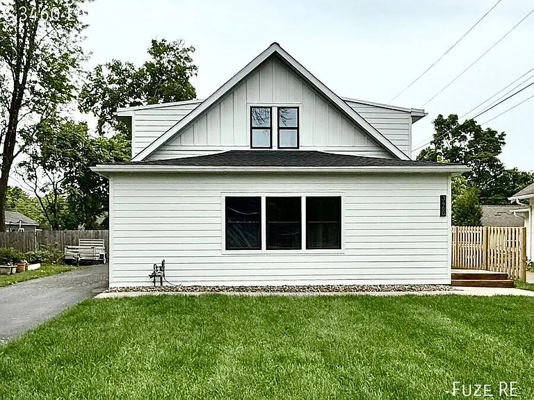 3460 Livingston Ave — Photo 1