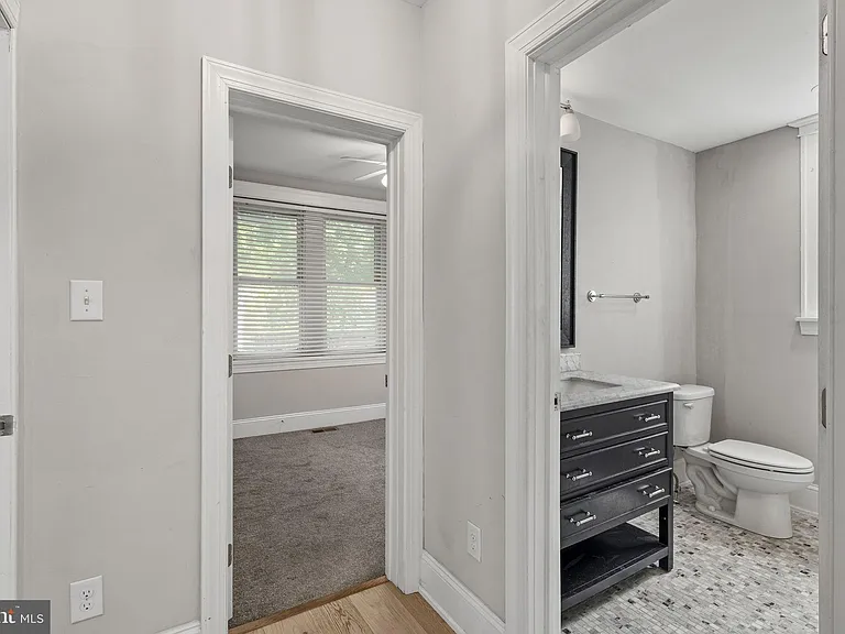 1515 Butler Pike — Photo 31