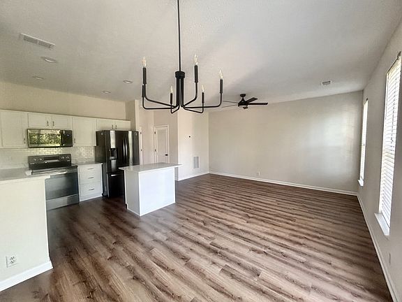 3rd image of 1345 Bell Rd Unit 433