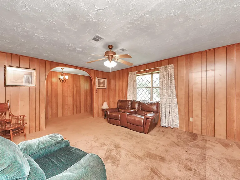 535 Pampa St — Photo 33