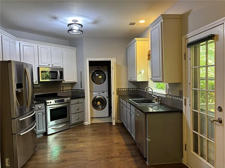 3935 Melody Mizer Ln — Photo 7