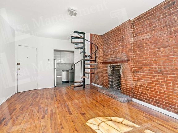 3rd image of 65 W 83rd St APT 1