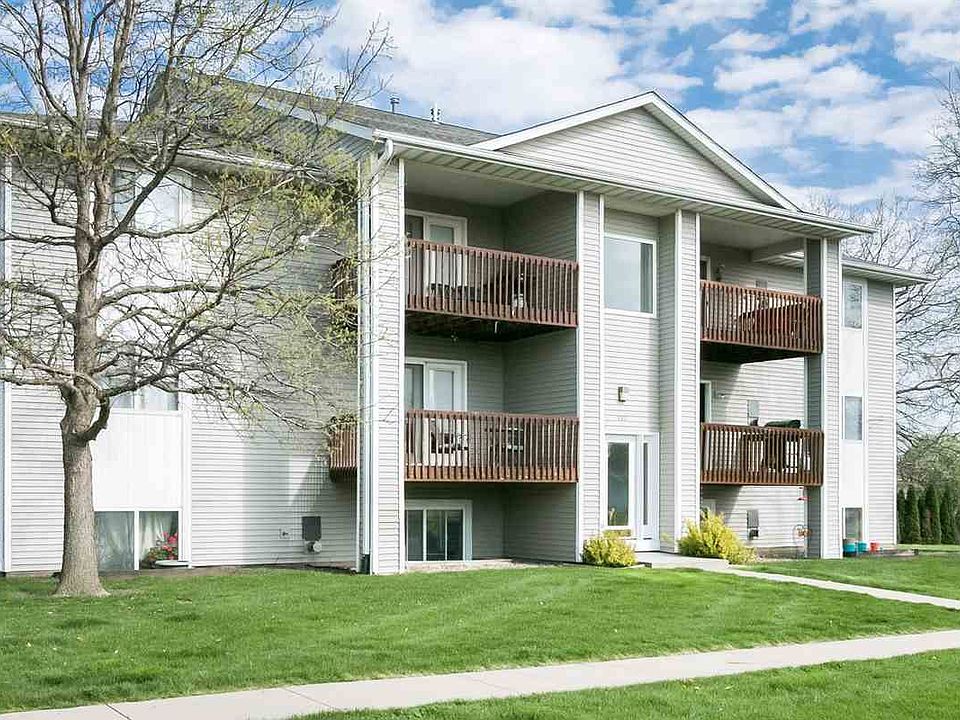 1st image of 580 Augusta Cir Unit 10