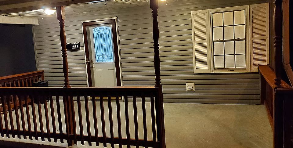 1st image of 338 W Main St
