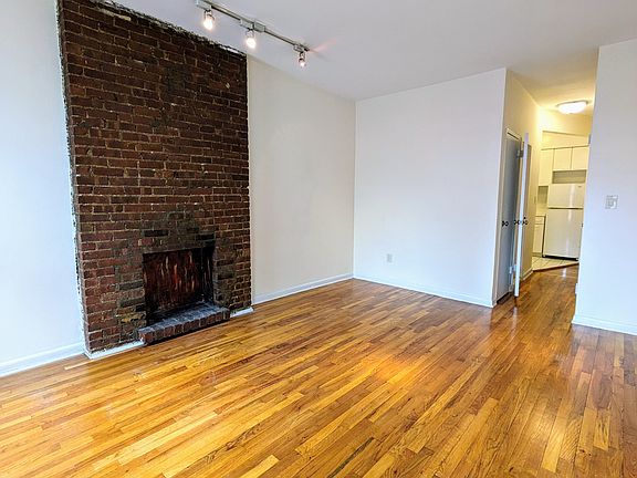 4th image of 415 E 81st St APT 4C