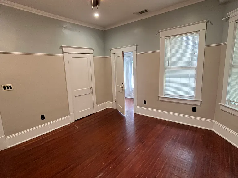 2263 Gilmore St — Photo 17