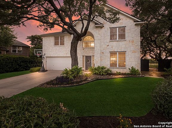 2nd image of 1202 Calcutta Ln