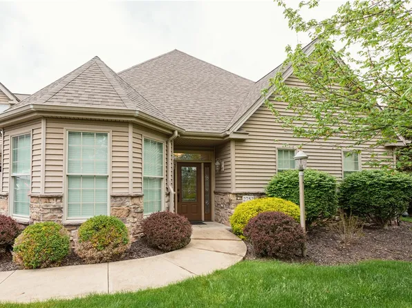 2752 Shadowrock Ct, Gibsonia, PA 15044
