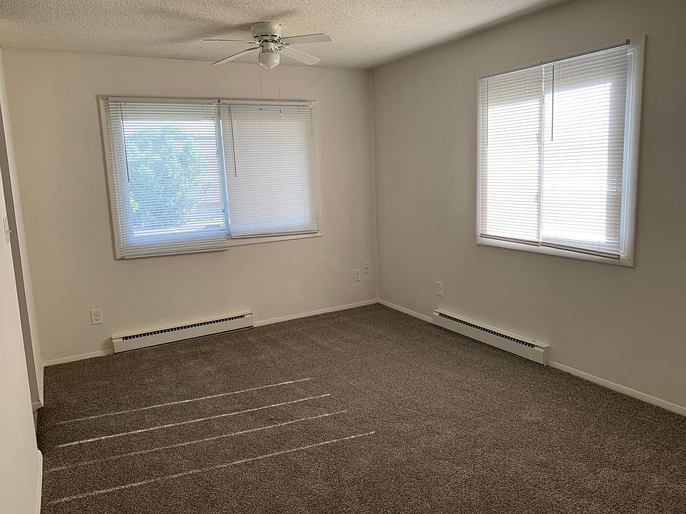 1st image of 590 Rosanne Ln APT 40