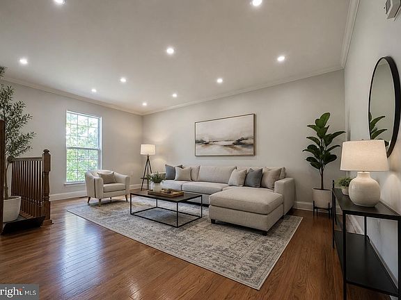 3rd image of 1773 Wigglesworth Way