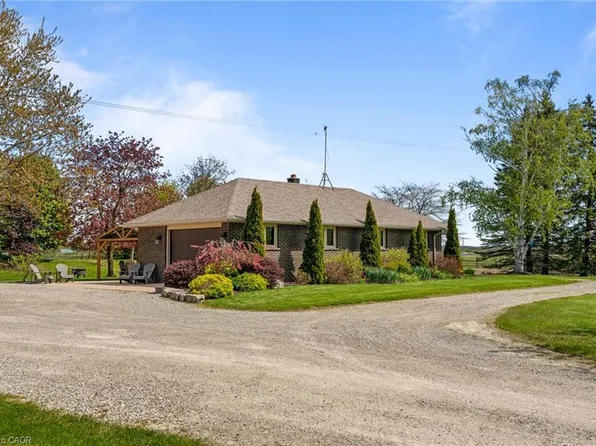 759 Concession 14 Walpole, Haldimand County, ON N0A 1H0