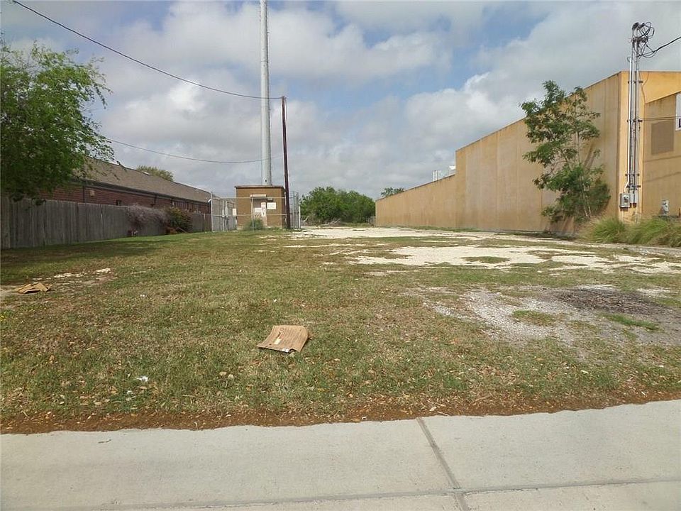 1st image of 5521 S Staples St
