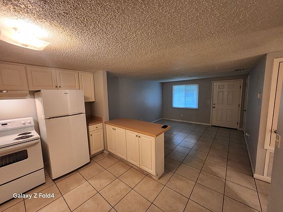 2nd image of 11720 N 14th St #11724-103