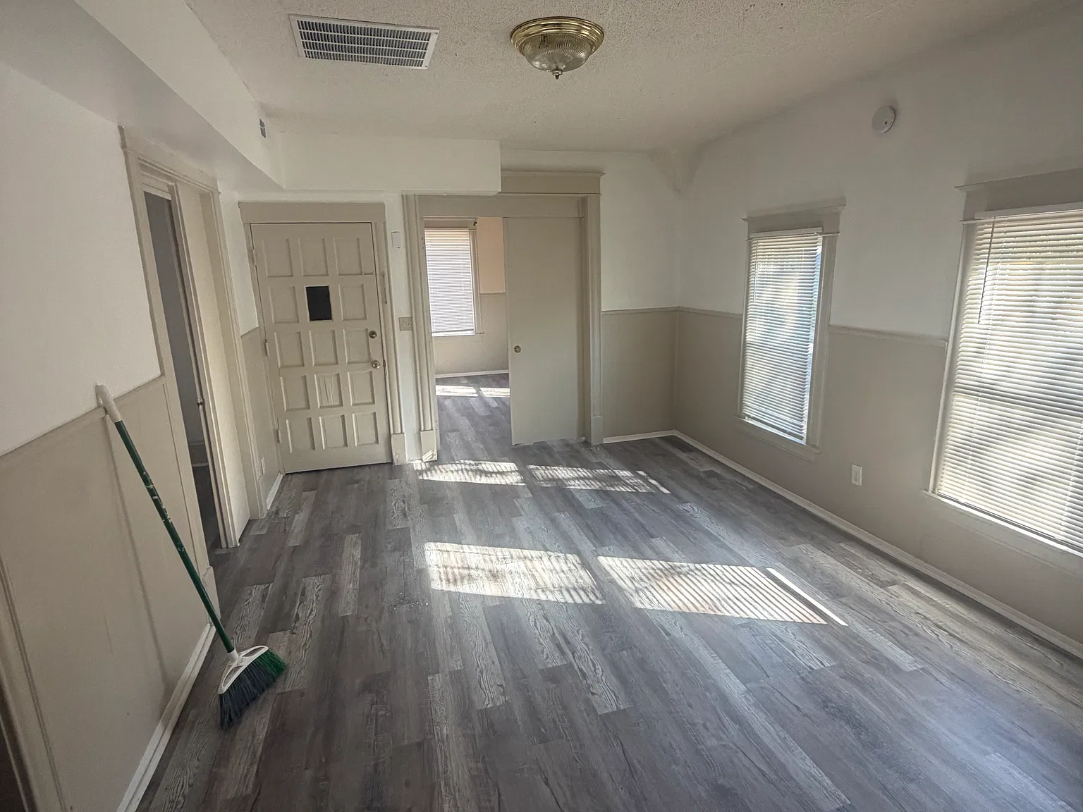 2300 Madison St NE — Photo 2
