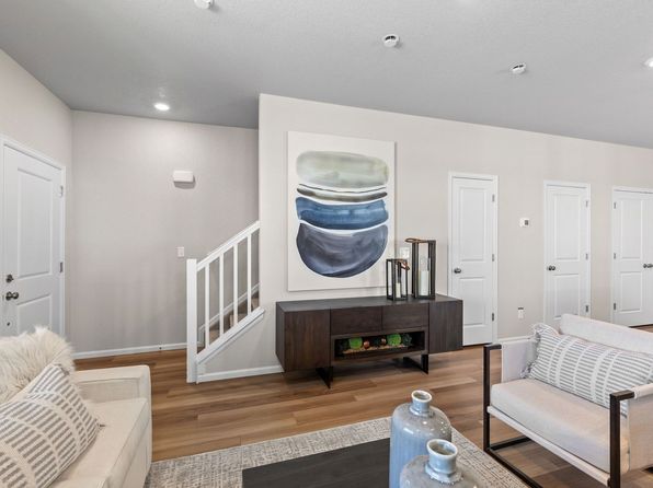 colorado-springs-colorado-447437129 picture