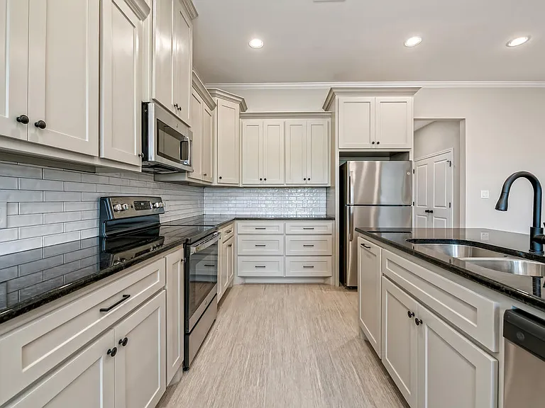 700 Tower Mill Ct #700 — Photo 7