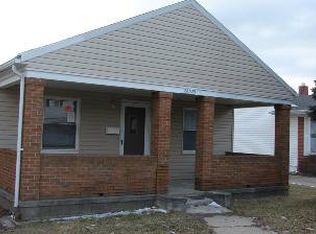28825 Beechwood Ave, Garden City, MI 48135