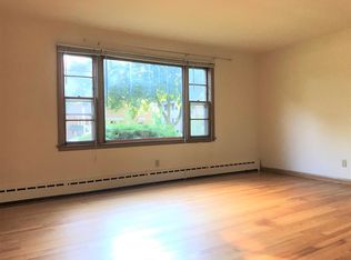 406 Pawling St APT 1, Madison, WI 53704