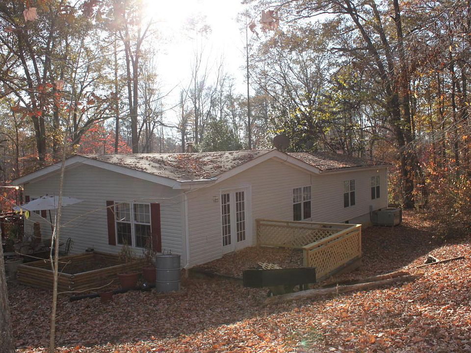 2nd image of 136 Oak Ridge Yacht Ln