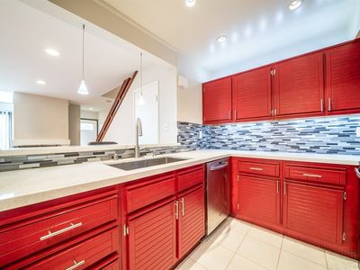 25712 Le Parc UNIT 24, Lake Forest, CA, 92630