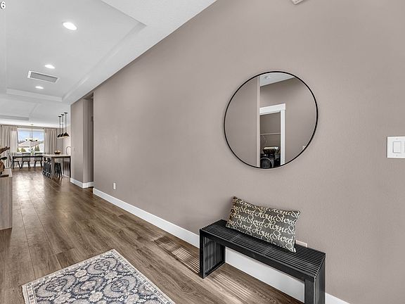 3rd image of 1601 S 46th Pl