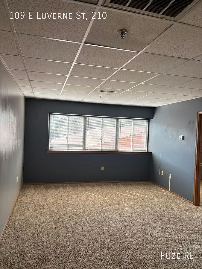 * $750 Off First Months Rent! * 1-Bedroom 1-Bathroom Apartment Available Now at City Centre Apart... — Photo 2