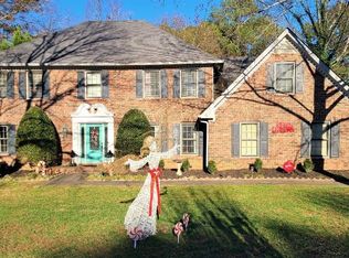 92 Westley Ct SW, Lilburn, GA 30047