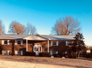 3915 Rue Chateau St, Paducah, KY 42001