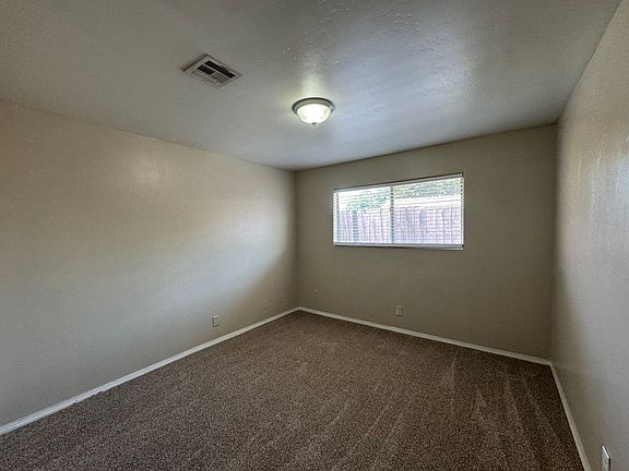 5th image of 504 Quincy St APT D