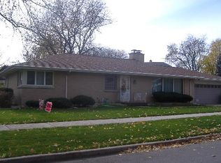 812 W Marion St, Joliet, IL 60436