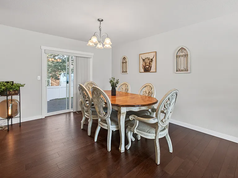 2224 NE Indigo Ln #1 — Photo 6